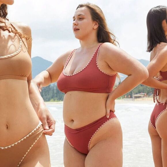 NWT Berlook Contrast Stitch Bikini Set Bottom and Top Swimsuit Size 16 - Picture 1 of 5
